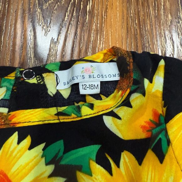 Bailey's Blossoms 12 / 18 Month Girls Sunflower Jumper‎ Romper - Picture 3 of 5
